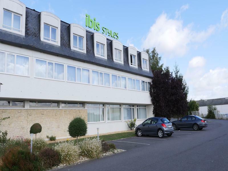 Ibis Styles Nord Hotel 3*
